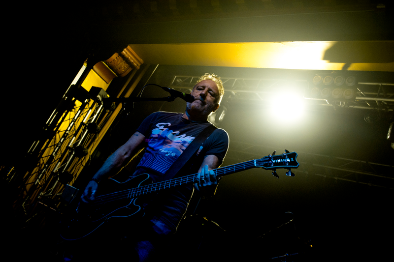 Illustration for article titled Photos Of Peter Hook And The Light